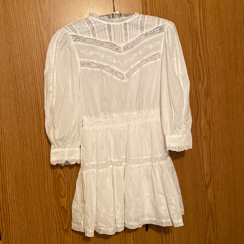 Mini white dress long sleeves size small
